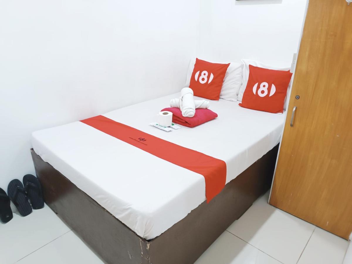 8Hostel مانيلا المظهر الخارجي الصورة