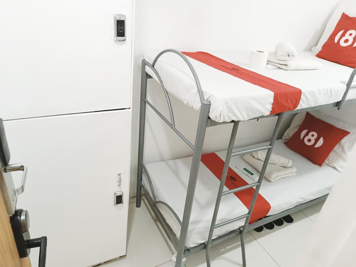 8Hostel مانيلا المظهر الخارجي الصورة
