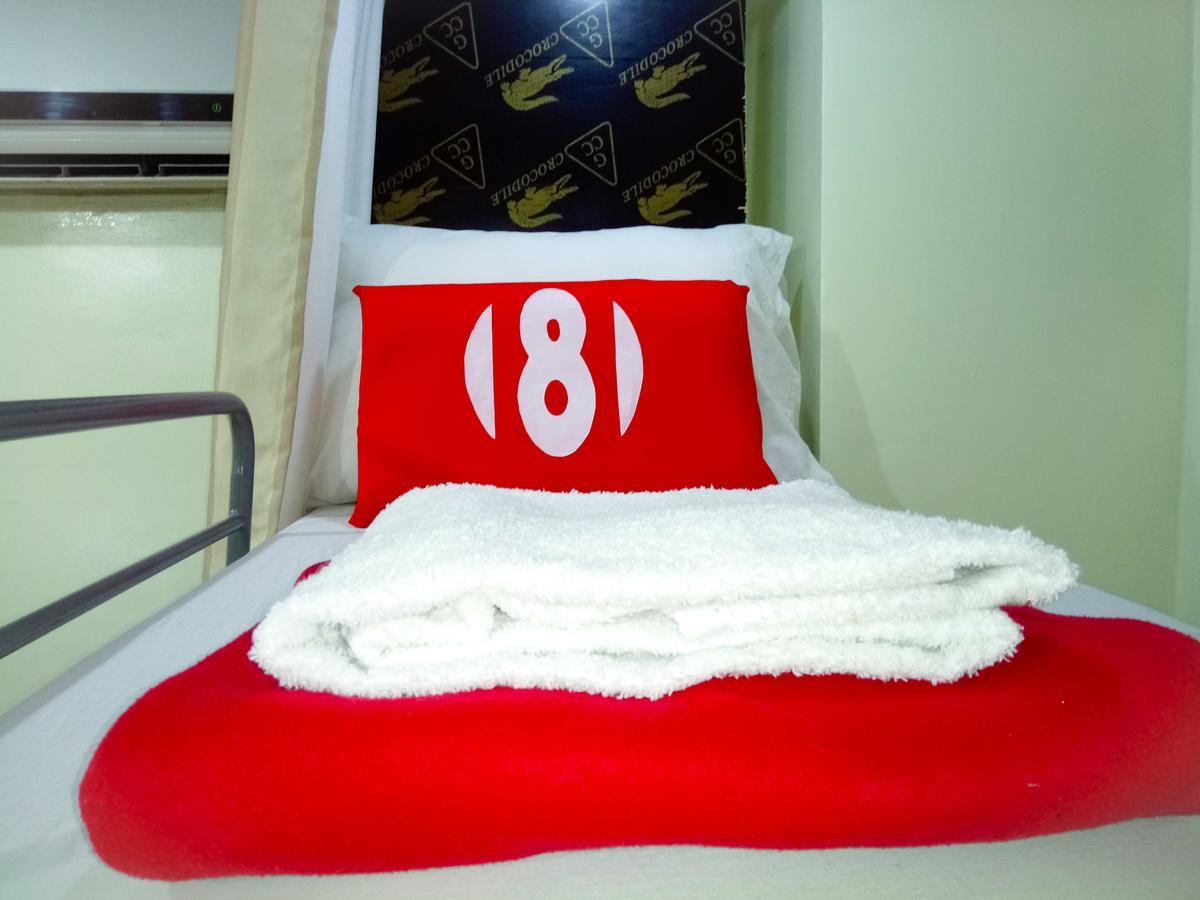8Hostel مانيلا المظهر الخارجي الصورة